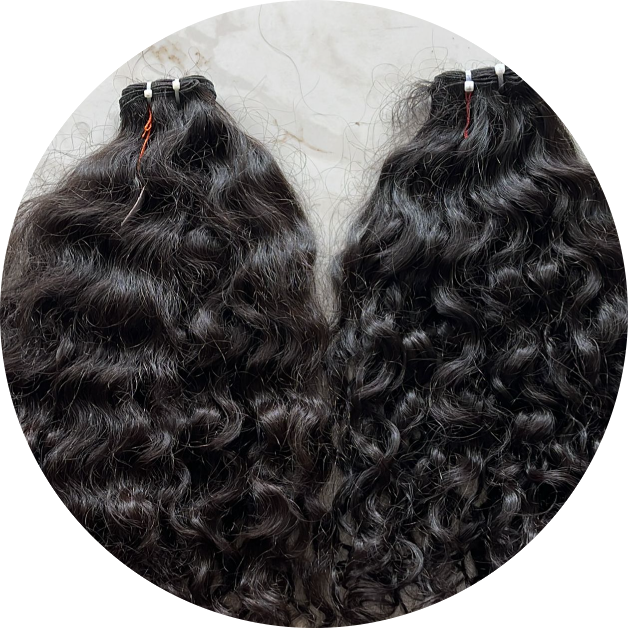 Trames - Cheveux indiens bouclés bruts 