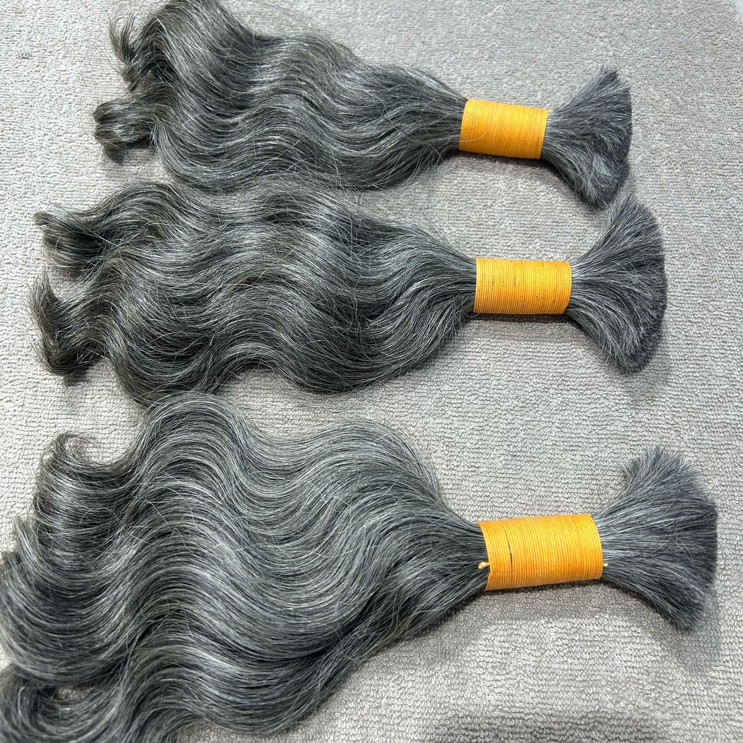 Clips ondulés indiens bruts
